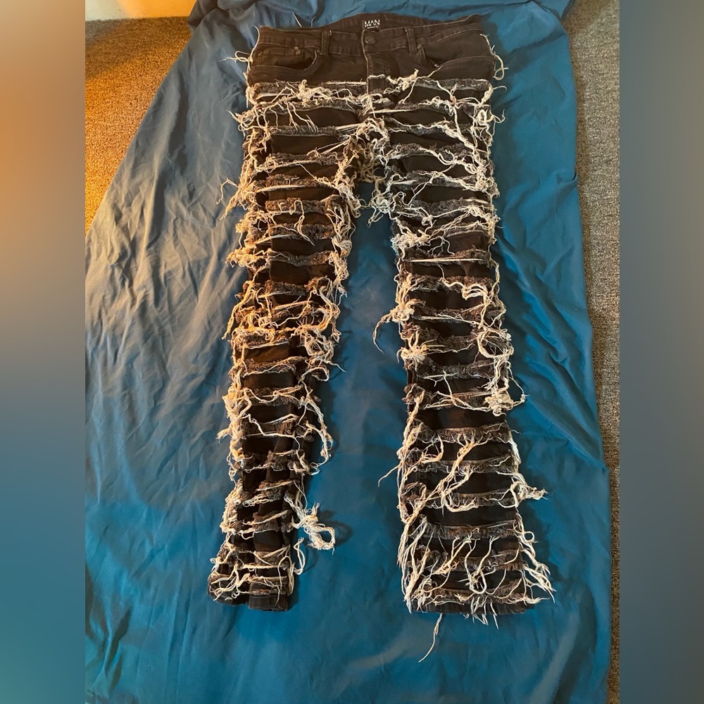 Pants - Picture 4 of 5